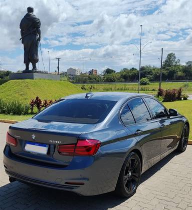 BMW 320i 2.0 SPORT 16V TURBO ACTIVE FLEX 4P AUTOMÁTICO BMW 320i 2.0 SPORT 16V TURBO ACTIVE FLEX 4P AUTOMÁTICO